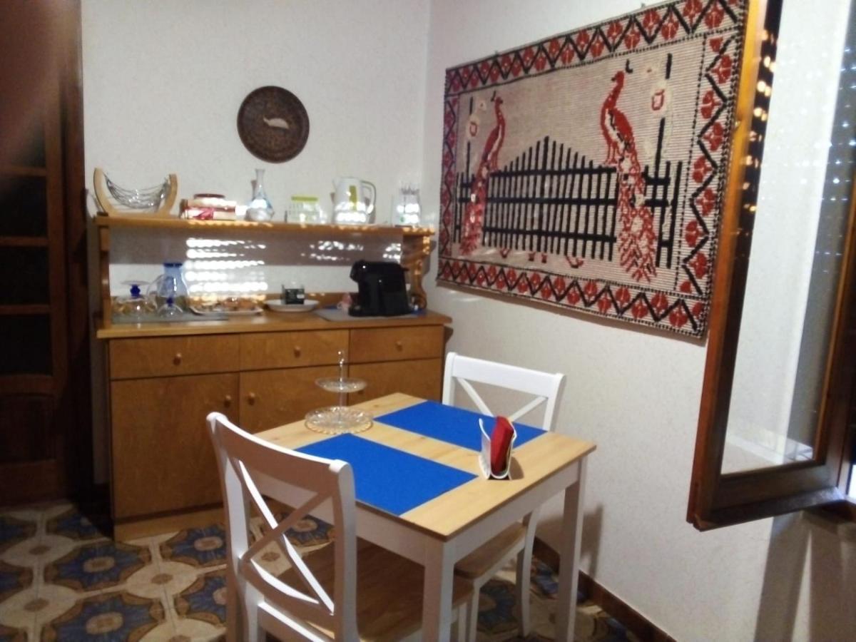 B & B Il Mirto 2 SantʼAntìoco 外观 照片